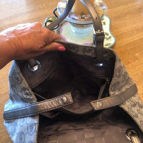 Purse - Picture 5 of 5